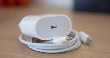 How to Choose the Right Power Bank and Charging Accessories for Your Phone