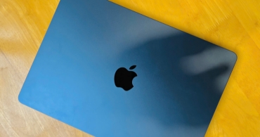 How to Choose the Right MacBook for Work and Creativity