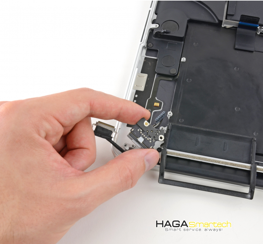 https://hagasmartech.com/img/product/800x800/xvFaLd_replace-charging-port-macbook-pro-15-inch-2019-touchbar.png